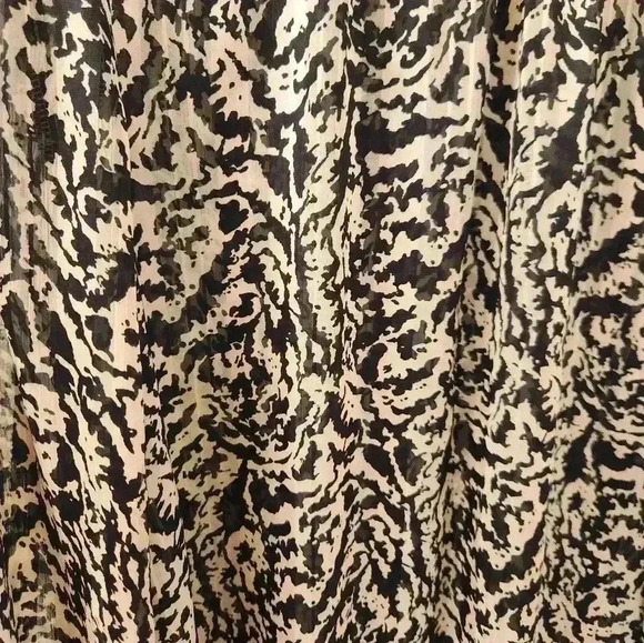 H&M Size S Animal Print Blouse Long Sleeve Button Neck Womens Black White #P258 - Picture 7 of 7